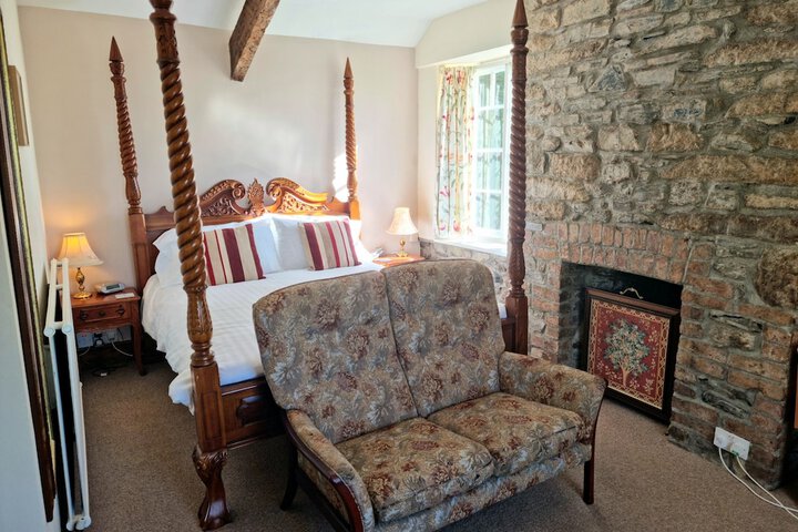 Room 18 of 59
