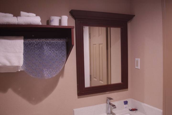 Room 41 of 51