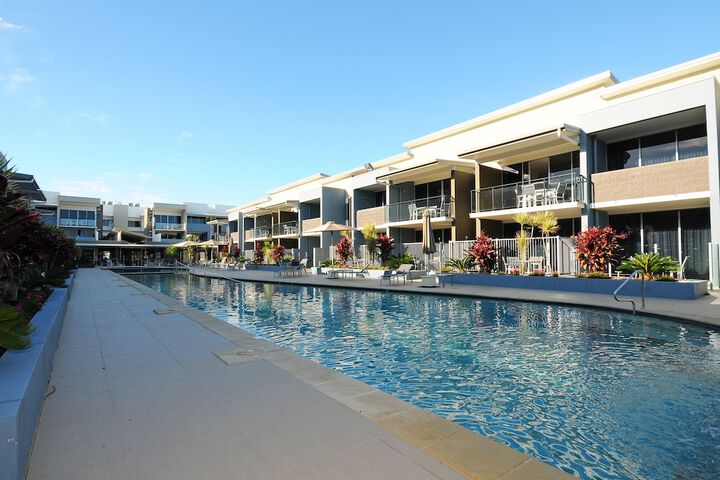 Pool 25 of 46