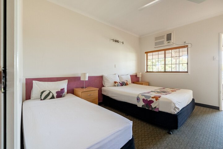 Room 17 of 35