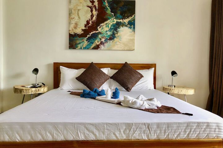 Room 8 of 46