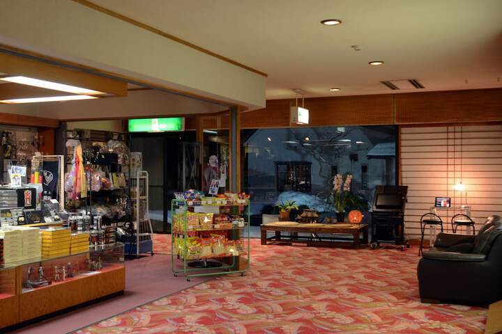 Hotel Interior 5 of 32