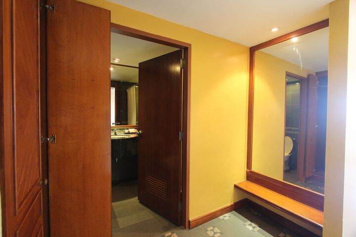 Room 44 of 88