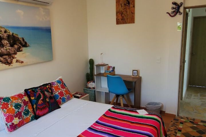 Room 27 of 102