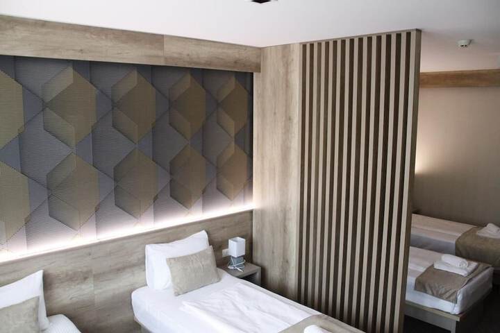 Room 3 of 54