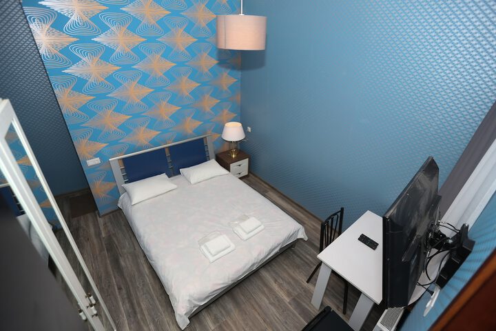 Room 28 of 43