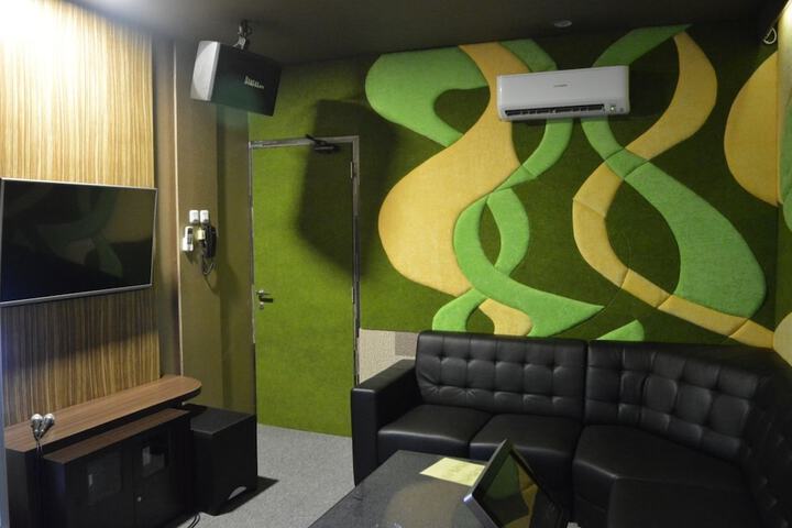 Room 26 of 35