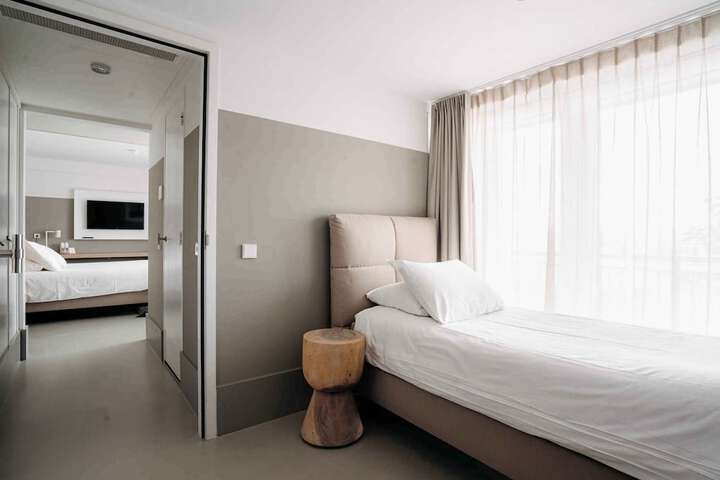 Room 51 of 125