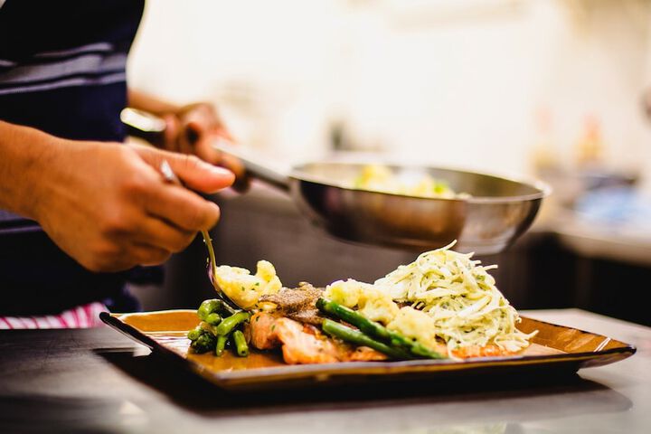 Dining 54 of 104