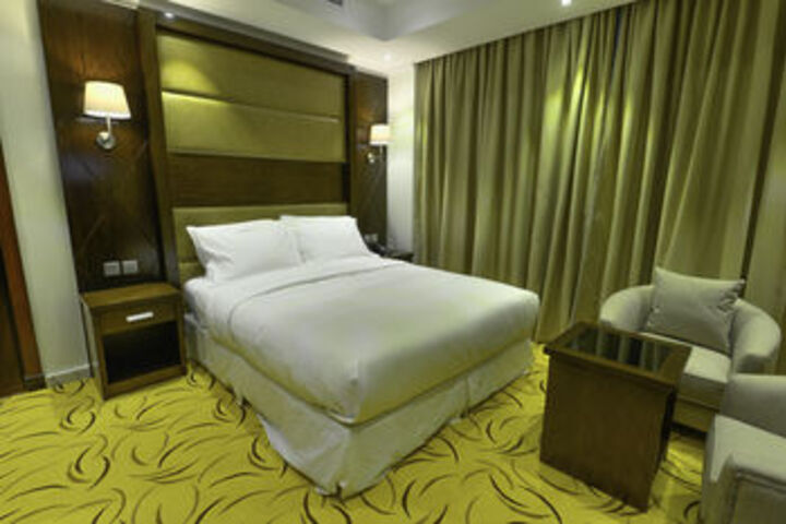 Room 10 of 51