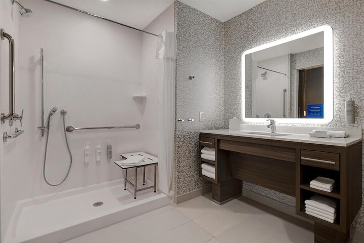Bathroom shower