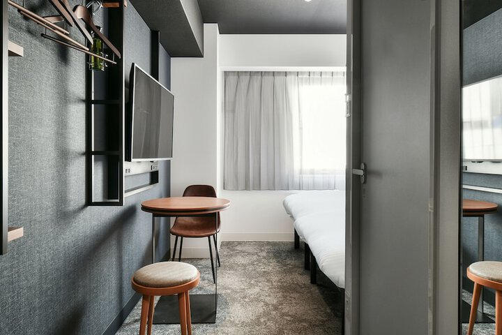 Room 31 of 71