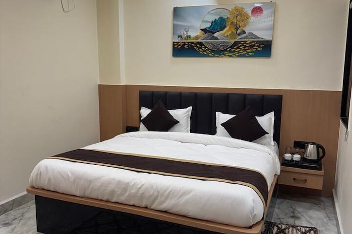 Room 14 of 31