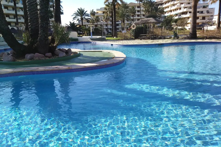 Pool 7 of 12