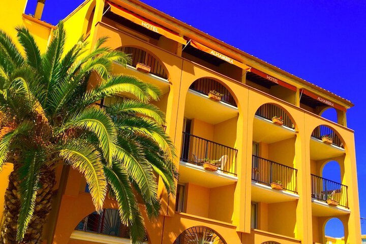 HÔTEL ALHAMBRA in Agde