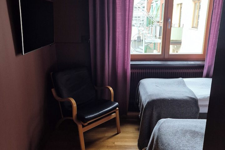 Room 14 of 57