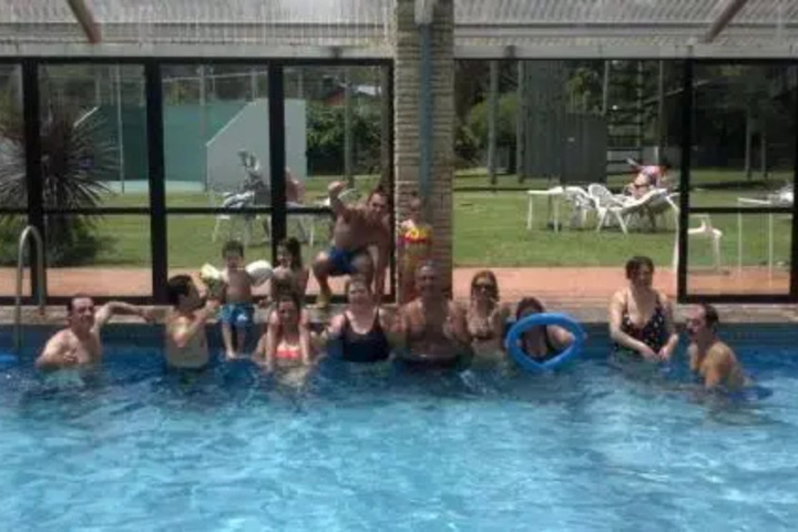 Pool 4 of 7