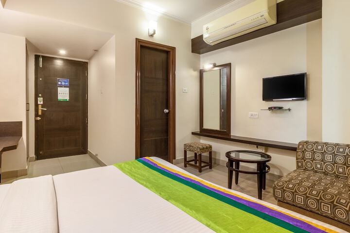 Room 21 of 40