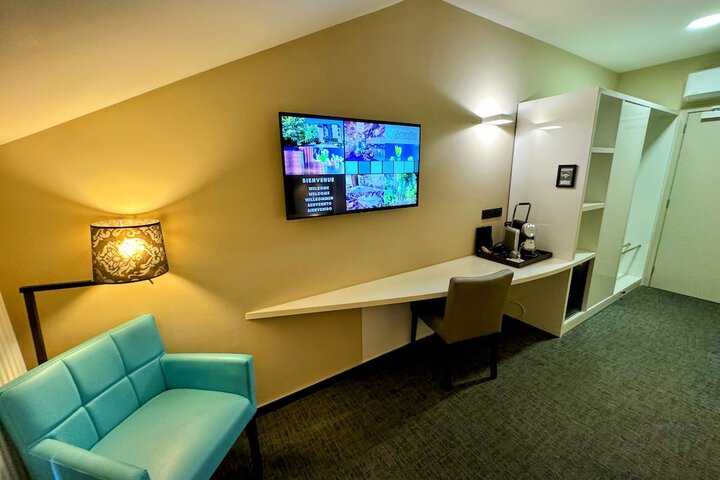 Room 14 of 57