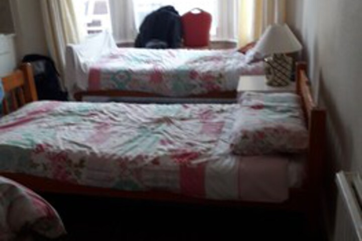 Room 6 of 20