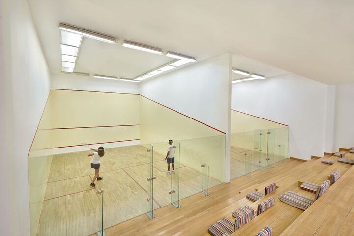 Sport court