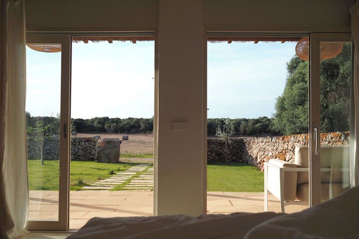 Room 44 of 148