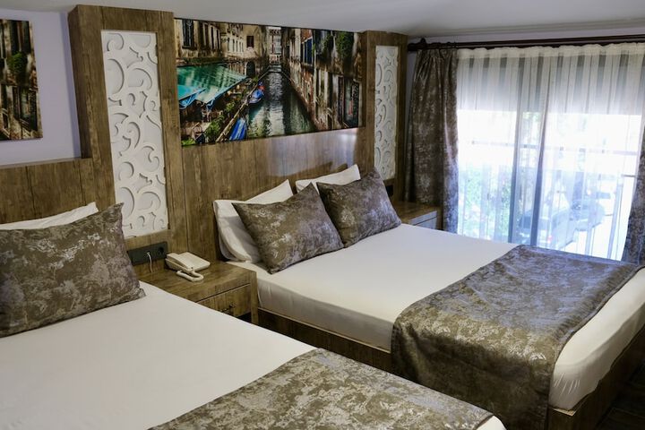 Room 17 of 41