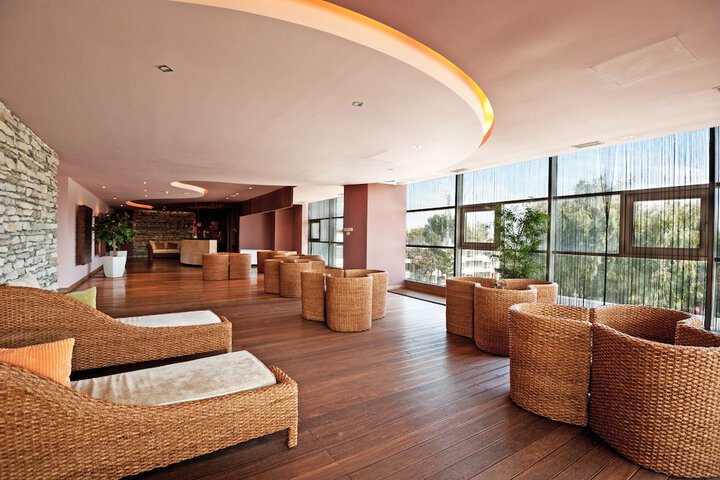 Hotel Interior 18 of 32