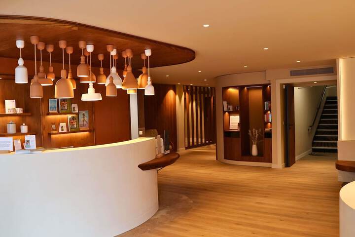 Hotel 55 of 56