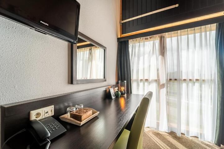 Room 26 of 57