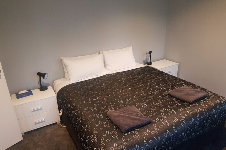 Room 14 of 90