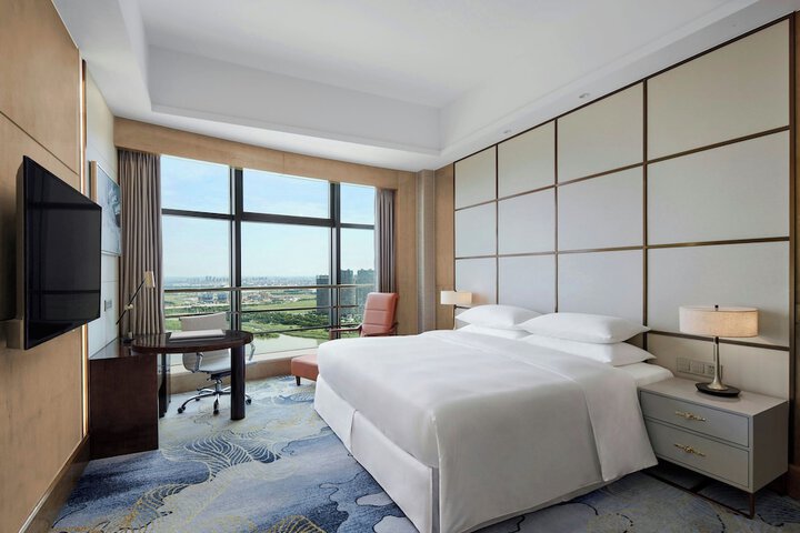 Room 26 of 79