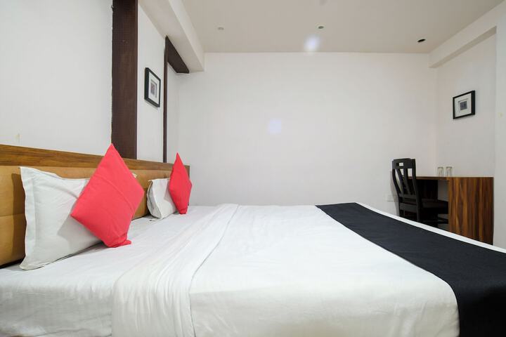 Room 6 of 29