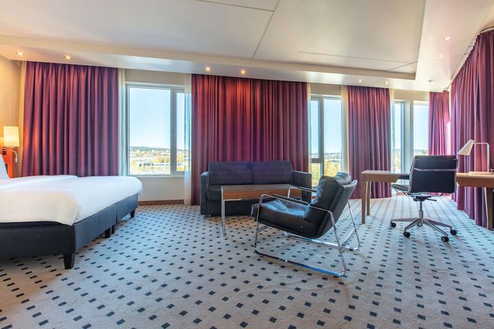Room 11 of 61