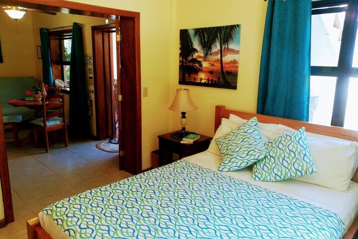 Room 3 of 20