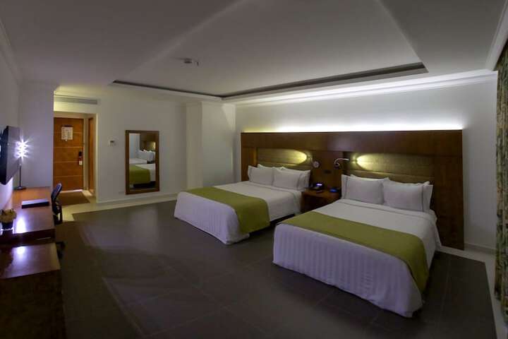 Room 20 of 48