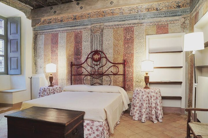Room 3 of 45