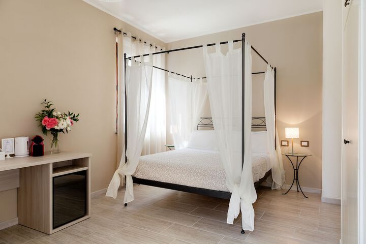 Room 4 of 60