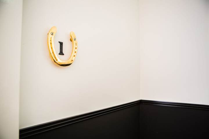 Ballroom/Hall 51 of 61