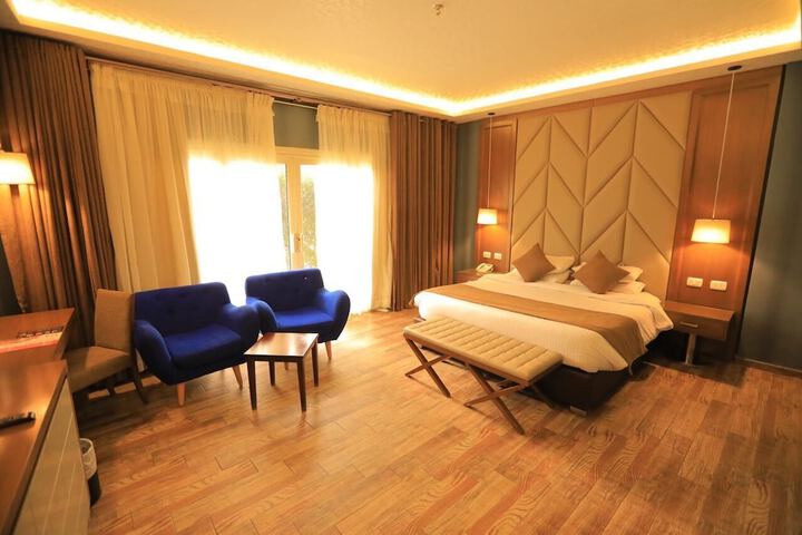 Room 19 of 43