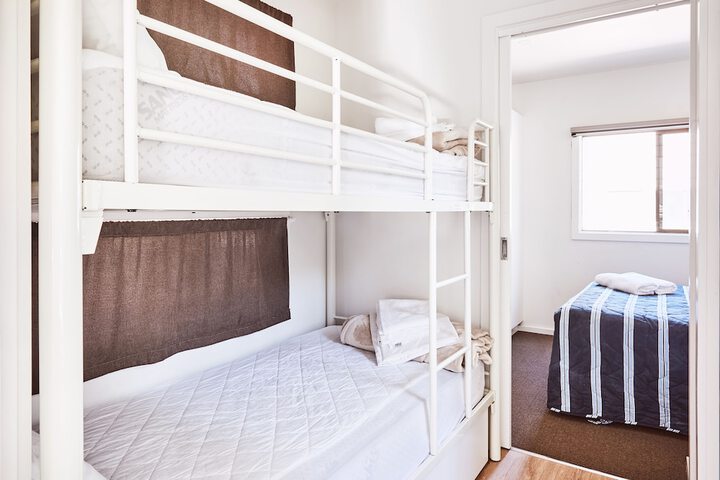 Room 12 of 74