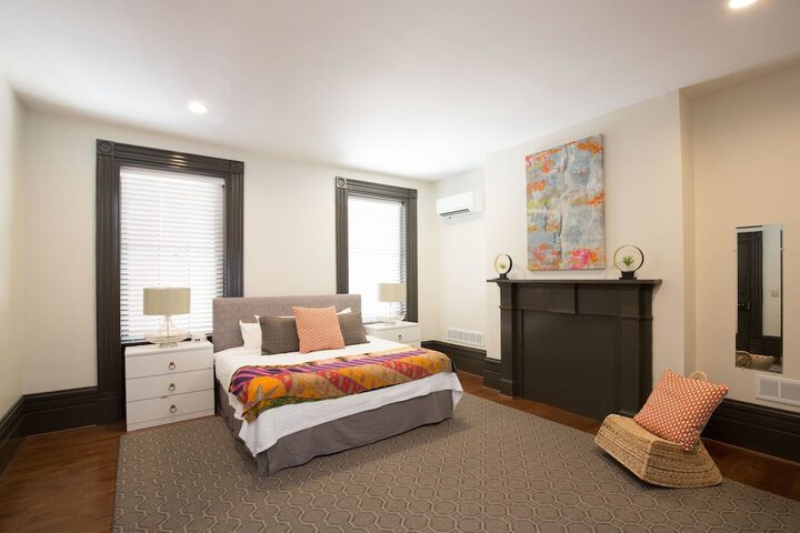 Room 2 of 12