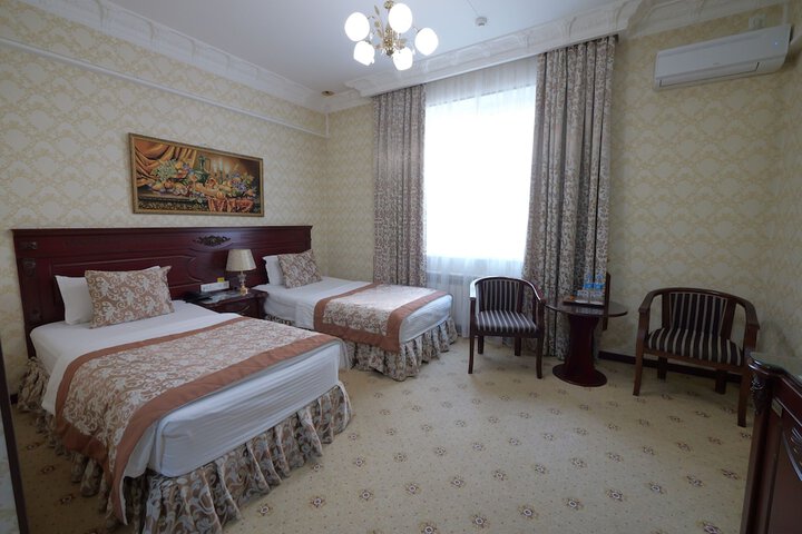 Room 50 of 92