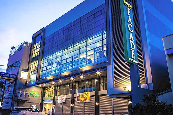 Photo of Facade Hotel