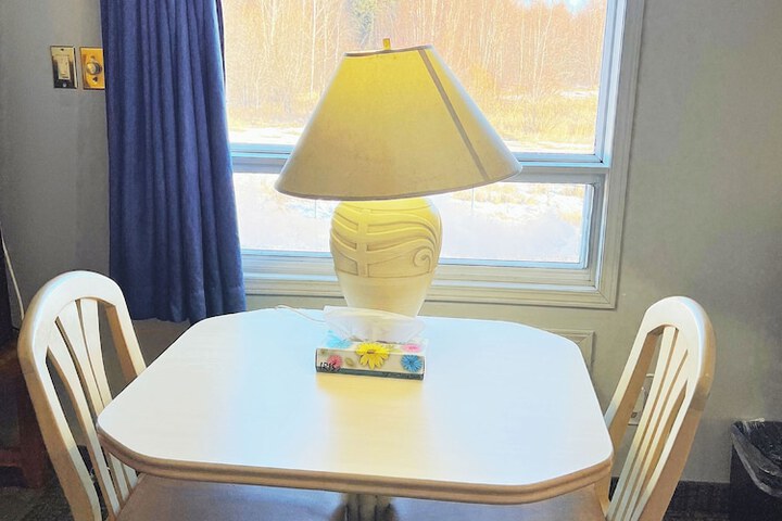 Room 9 of 29