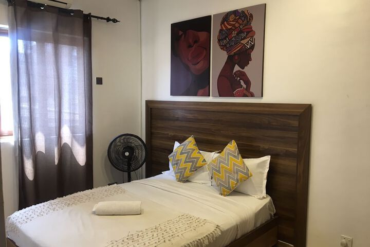 Room 18 of 23