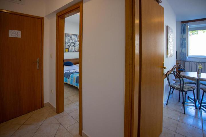 Hotel Suite Photo