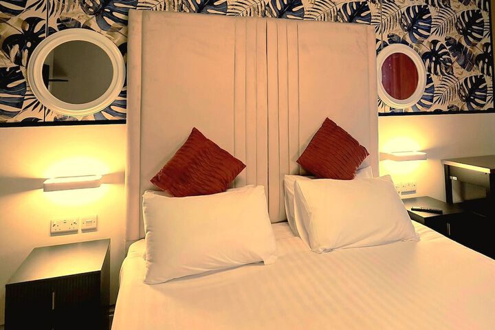 Room 19 of 43