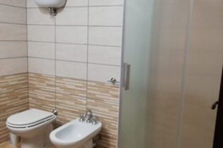 Room 2 of 15