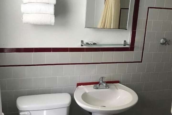 Room 14 of 23